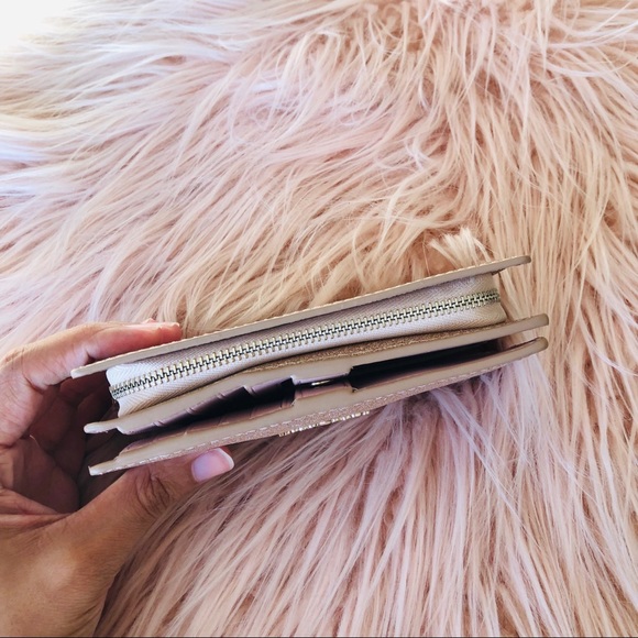 Kate Spade Joeley Medium bifold Wallet Rose Gold - Picture 4 of 8